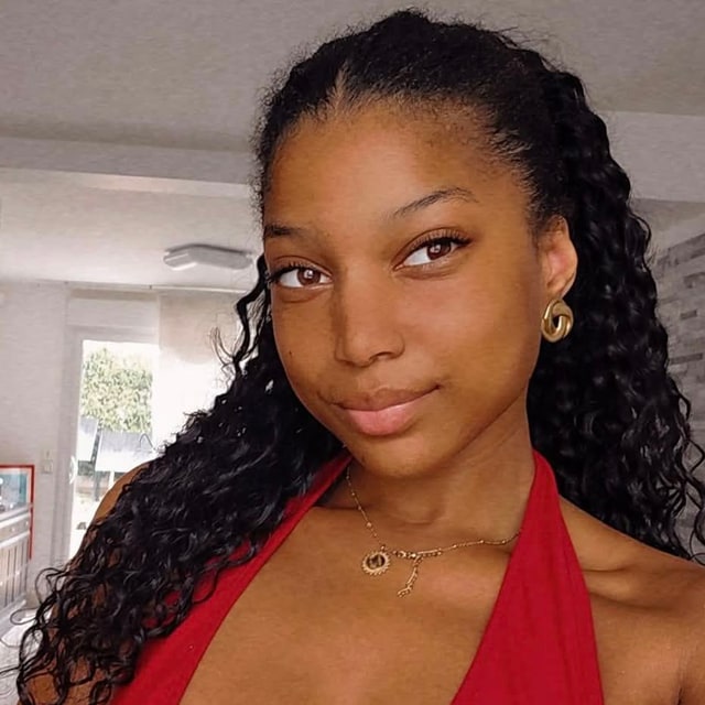 Linsey, fondatrice de Nomnie Club
